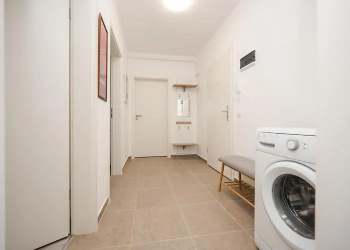 Avantgarden King Apartment